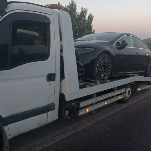 Urla Acil Oto Çekici Resim Galerisi